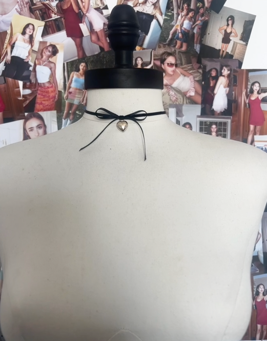 The Amore Chocker in Black